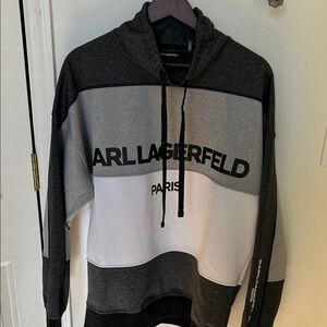 Karl Lagerfeld Men's Black and White Mockneck/sweatshirt